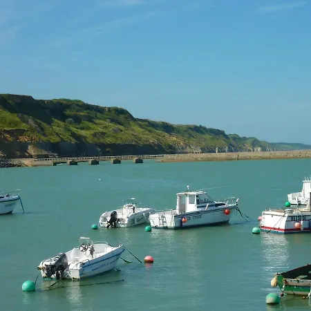 호텔 Domaine Du Grand Caugy Saint-Vigor-le-Grand