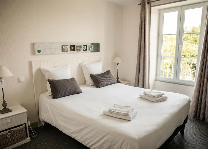 Hotel Domaine Du Grand Caugy Saint-Vigor-le-Grand