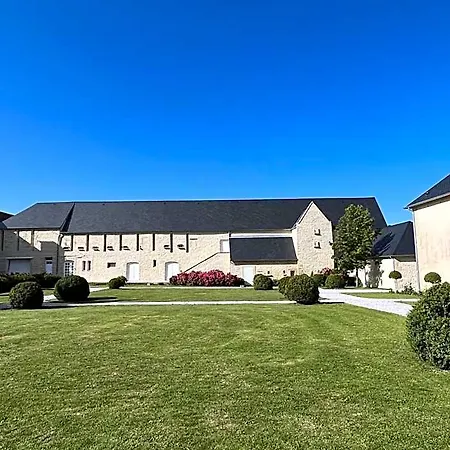 Отель Domaine Du Grand Caugy