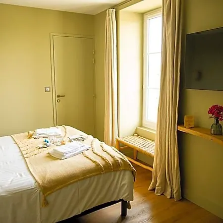 Domaine Du Grand Caugy Hotel *